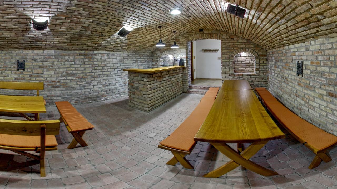 Dolní Dunajovice Penzion Kratochvil מראה חיצוני תמונה